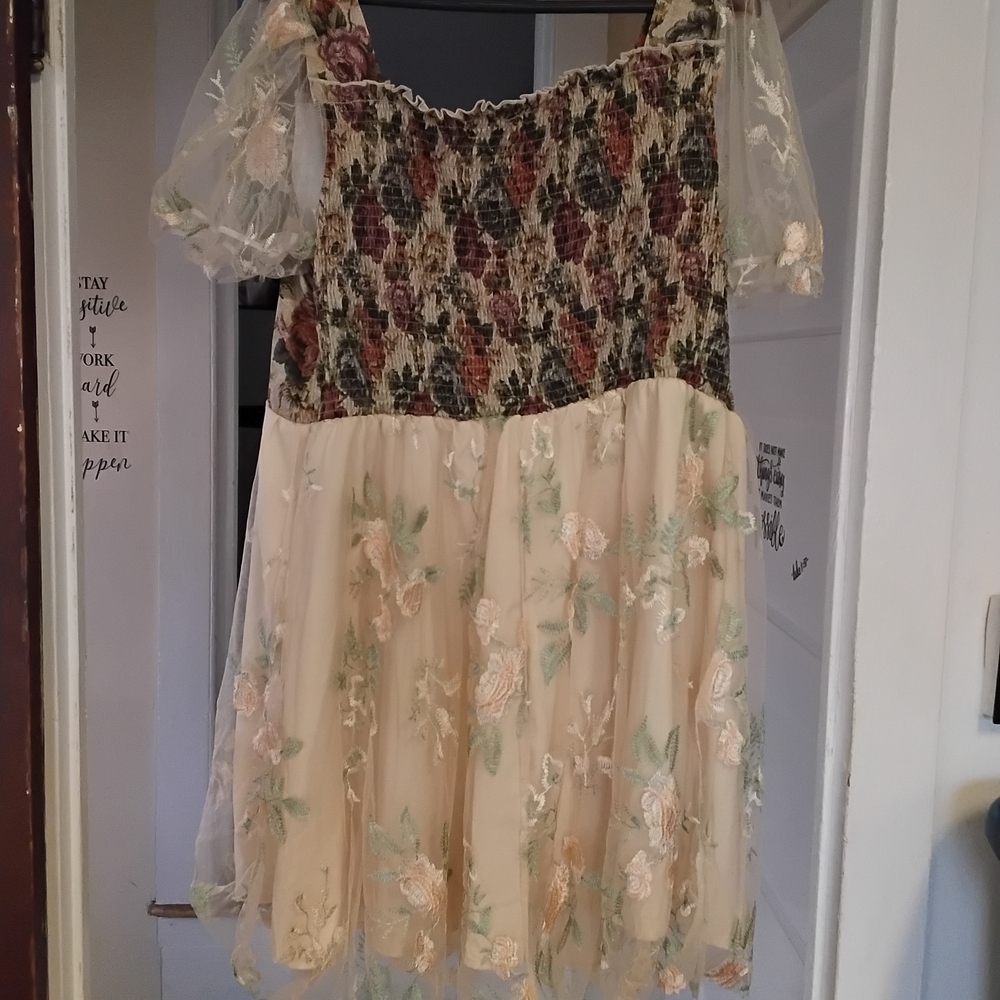Floral Patterned Kids Dress